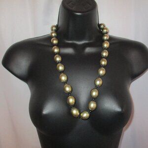 HONG KONG Womens Sage Green Faux Pearl Necklace Choker Signed 20"